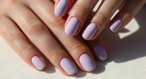 Soft Lavender Gloss Nails