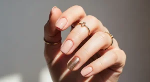 1. Glitter Accent Nails