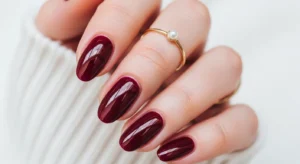 Deep Burgundy Elegance: 