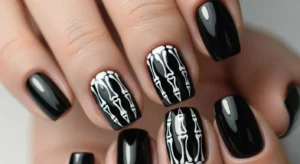 Skeleton Hand Nails: