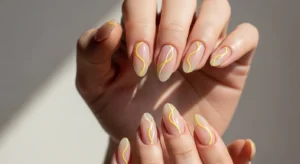 Minimal Yellow Line Art for a Modern Look