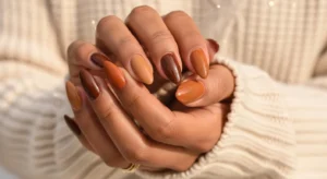 Brown winter nail ideas for Black women cozy nail colors