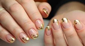 nude nails gold accent