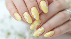 yellow daisy nails