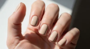 beige short nails minimal simple everyday manicure