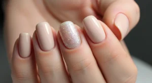 glitter accent nails