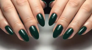 dark green short nails